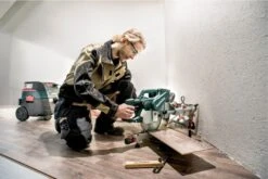 Metabo Kappsäge KGSV 72 Xact SYM, Mit Zugfunktion, Karton, 612216000