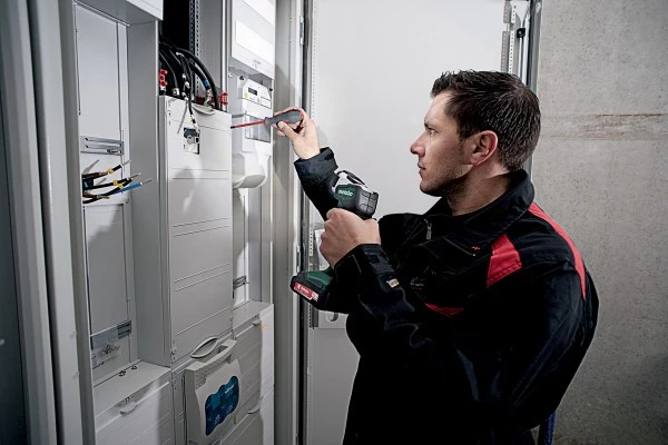 Metabo Akku-Handlampe ULA 14.4-18 LED, Karton, 600368000